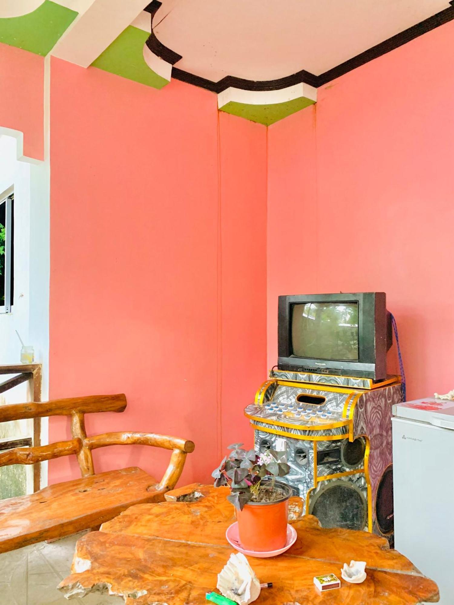 Masayay Homestay Starlink And Generator Santa Monica  Exteriör bild